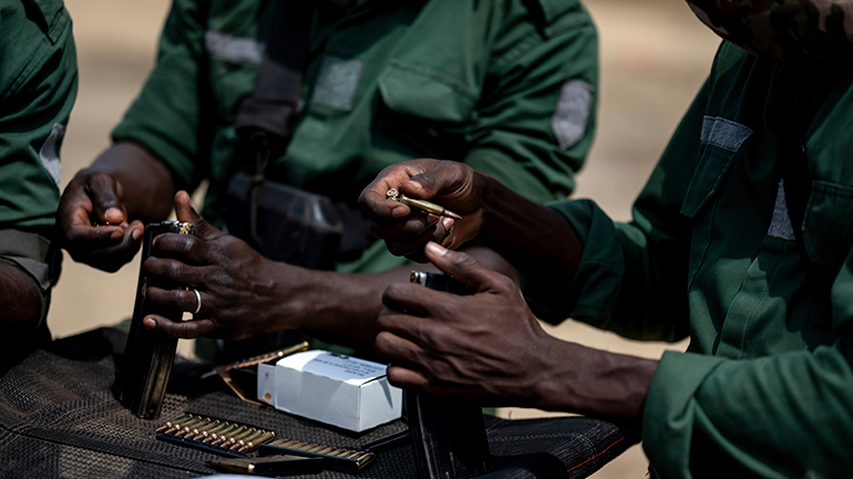 Διεθνές Παρατηρητήριο Ανθρωπίνων Δικαιωμάτων: Καταδίκασε την εκτέλεση περίπου 300 αμάχων στο Μάλι