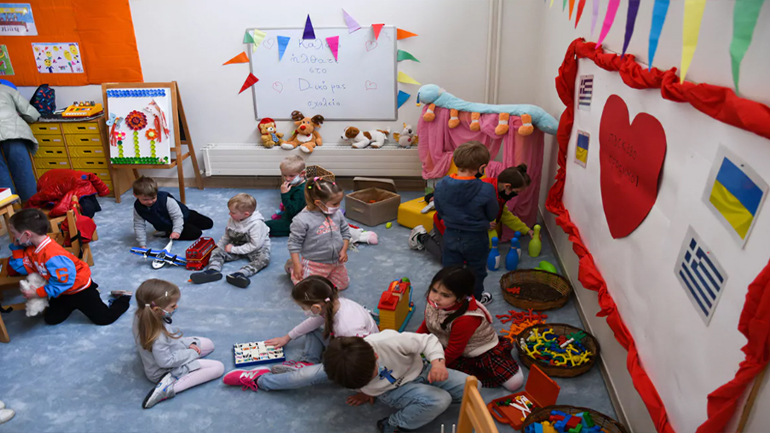 Τα Εκπαιδευτήρια Δούκα δίπλα στα παιδιά από την Ουκρανία