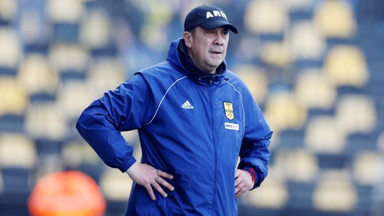 Μπούργος: «Πιστεύουμε στη νίκη με την ΑΕΚ»