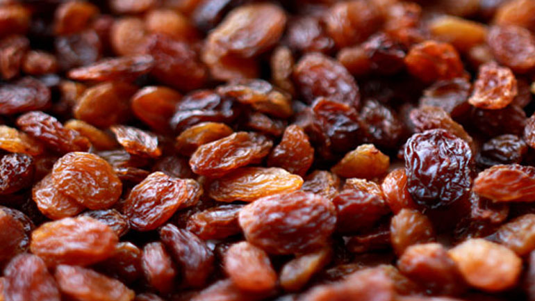 ΥΠΑΑΤ: Ενισχύσεις de minimis 4,7 εκατ. ευρώ στους παραγωγούς κορινθιακής σταφίδας