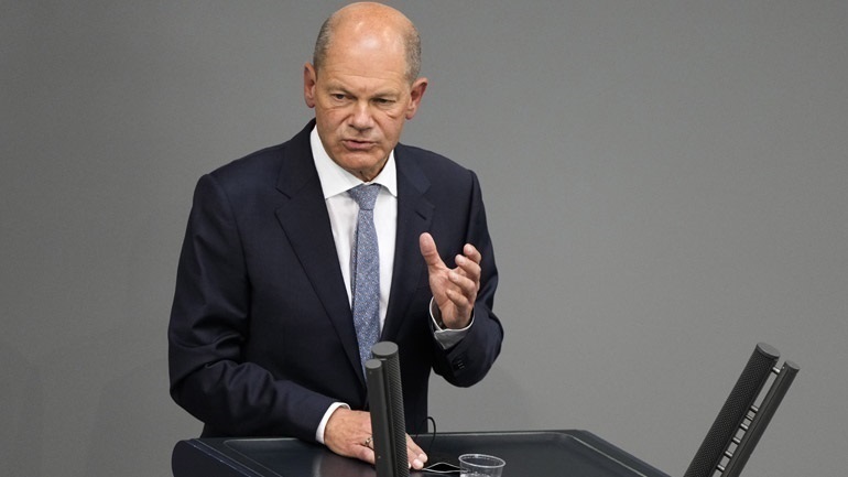 Η γερμανική κυβέρνηση θα χορηγήσει δύο δισεκατομμύρια ευρώ στα ομοσπονδιακά κρατίδια για τη φροντίδα Ουκρανών προσφύγων