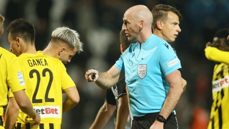 Super League: Ο Σκωτσέζος Μάντεν στο ΑΕΚ-Άρης, ο Ούγγρος Βαντ στα Ιωάννινα