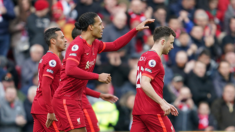 Ντέρμπι τίτλου την Κυριακή στην Premier League