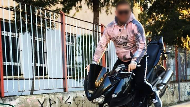 Μενίδι: Τον πρόδωσαν τα… τατουάζ και συνελήφθη