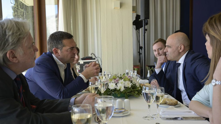 Συνάντηση Τσίπρα με τον πρωθυπουργό της Βόρειας Μακεδονίας