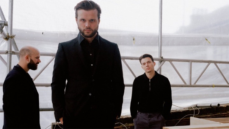 Οι White Lies αναγκάστηκαν να ακυρώσουν συναυλία στο Παρίσι λόγω Brexit