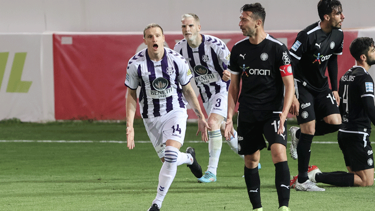 Super League: Ο Απόλλων Σμύρνης νίκησε στο Ηράκλειο 2-1 τον ΟΦΗ και πάει για το «θαύμα»