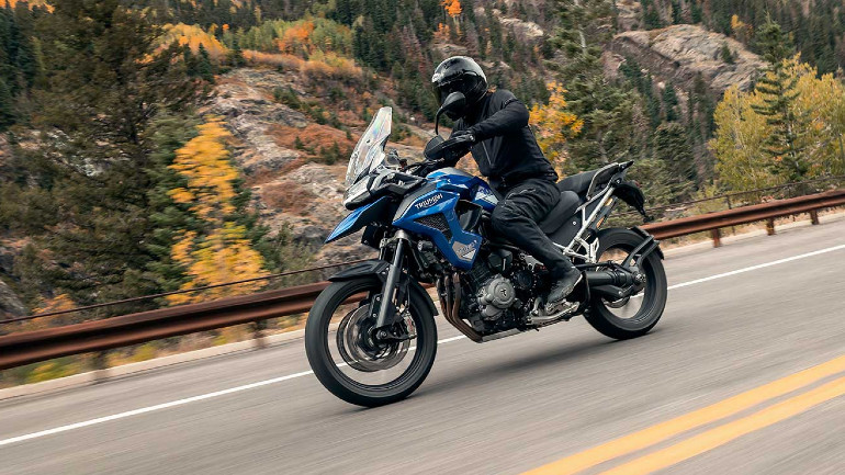 Το νέο Tiger 1200 είναι εξαιρετικό τόσο στο ταξίδι όσο και στην περιπέτεια.