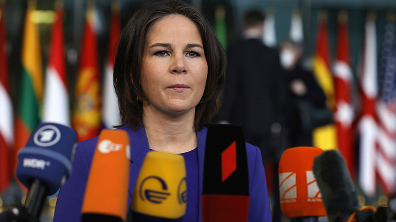 Ουκρανία: Η Γερμανία θεωρεί ότι υπάρχουν «μαζικές ενδείξεις» για εγκλήματα πολέμου