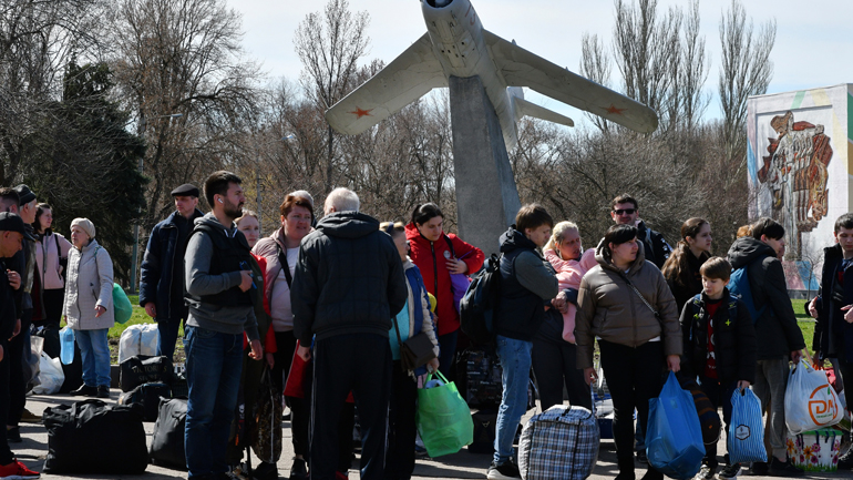 Aπομακρύνθηκαν 2.824 άνθρωποι από τις πόλεις της Ουκρανίας την Κυριακή Aπομακρύνθηκαν 2.824 άνθρωποι από τις πόλεις της Ουκρανίας την Κυριακή