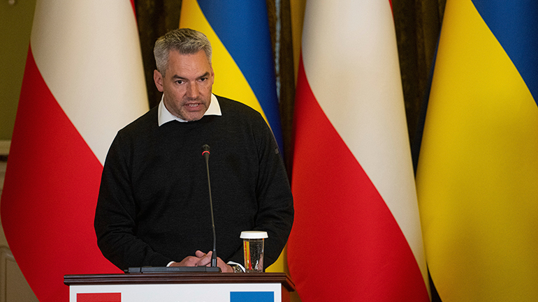 Ο Αυστριακός καγκελάριος θα συναντήσει τον Πούτιν στη Μόσχα