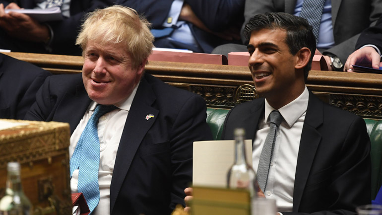 Βρετανία:  Ο Τζόνσον και ο υπουργός Οικονομικών πλήρωσαν τα πρόστιμα για παραβίαση των μέτρων κατά της πανδημίας