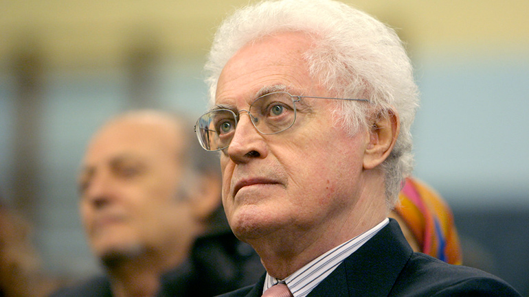 Γαλλικές εκλογές: Ο πρώην πρωθυπουργός και γραμματέας του Σοσιαλιστικού Κόμματος θα ψηφίσει τον Μακρόν Γαλλικές εκλογές: Ο πρώην πρωθυπουργός και γραμματέας του Σοσιαλιστικού Κόμματος θα ψηφίσει τον Μακρόν