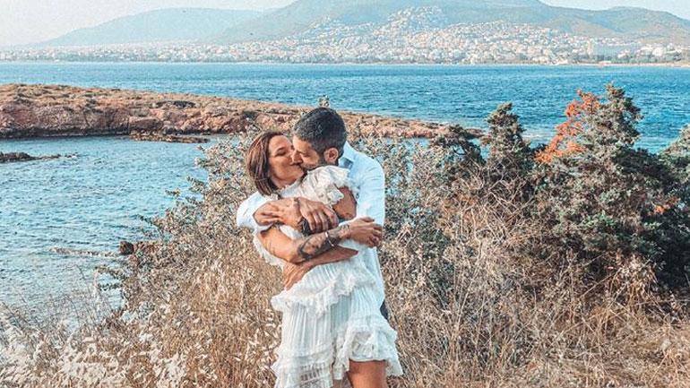 Εριέττα Κούρκουλου: Η πρώτη φορά φωτογραφία με τον νεογέννητο γιο της την ώρα του θηλασμού