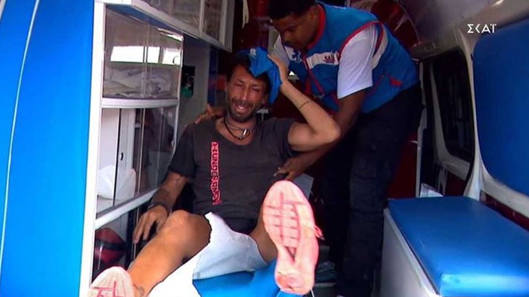 Survivor-Κωνσταντίνος Εμμανουήλ: Εσπευσμένα στο νοσοκομείο μετά από σοβαρό τραυματισμό στο κεφάλι