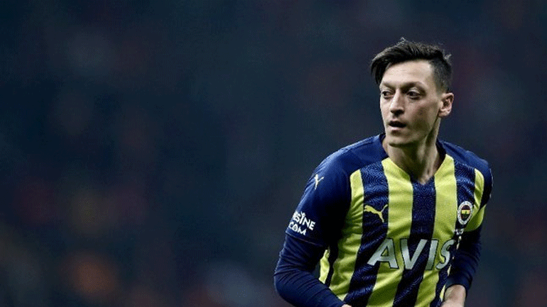 Ο Μπέκαμ κλείνει τον Οζίλ για την Ίντερ Μαϊάμι