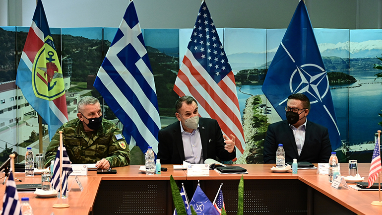 Υπ. Άμυνας στη Σούδα: Στρατηγική σχέση ΗΠΑ-Ελλάδας με κοινές ιστορικές και πολιτικές αξίες