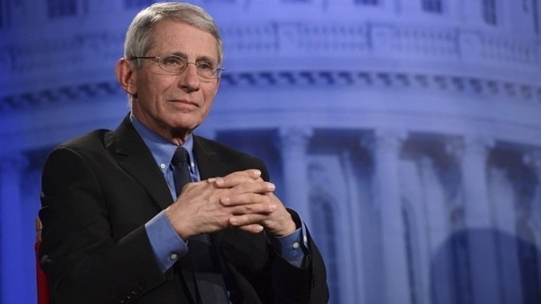 Φάουτσι : Οι πολίτες πρέπει να αξιολογούν τον προσωπικό τους κίνδυνο εν μέσω αύξησης κρουσμάτων COVID-19