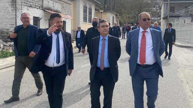 Επίσκεψη Λ. Οικονόμου σε ομογενειακές περιοχές στην Αλβανία