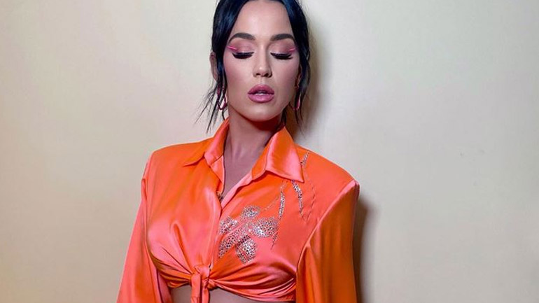 Colorful eyeliner: Η Katy Perry μόλις υιοθέτησε τη νέα hot τάση στο μακιγιάζ