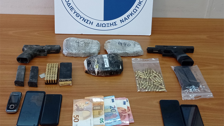 Επτά συλλήψεις για ναρκωτικά σε Κορωπί και Μαρκόπουλο