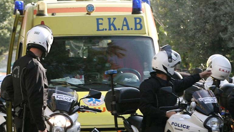 Θεσσαλονίκη: Αυτοκίνητο έπεσε πάνω σε 6 σταθμευμένα οχήματα προκαλώντας υλικές ζημιές
