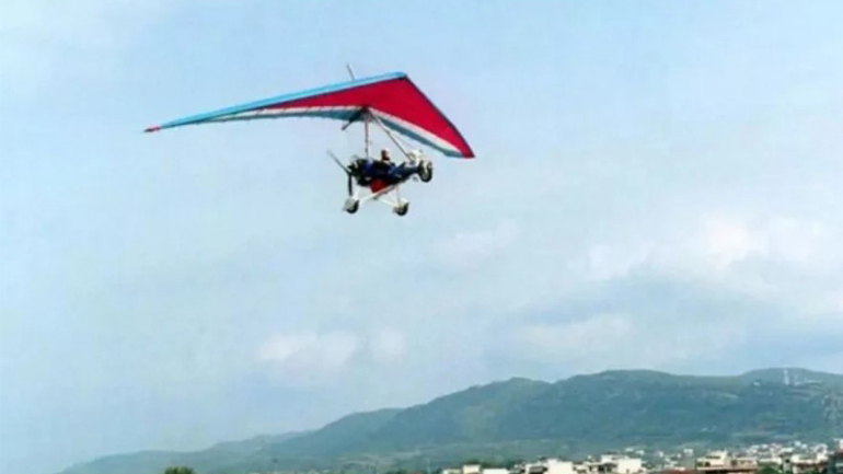 Εύβοια: Άσυλο ζήτησαν δυο Τούρκοι που έπεσαν με ανεμόπτερο στην Κάρυστο