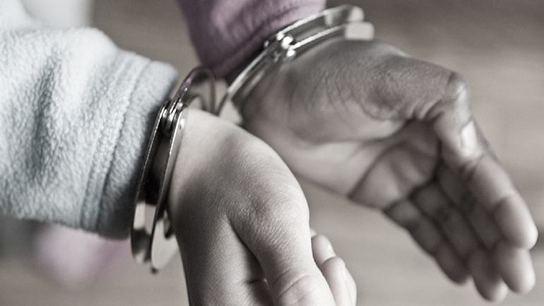 Στα χέρια αστυνομικών έπεσε 54χρονος φυγόποινος – Είχε καταδικαστεί σε κάθειρξη για ασέλγεια σε ανηλίκους