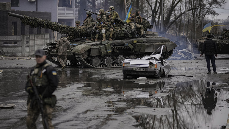 Τουλάχιστον δύο νεκροί από ρωσικές επιθέσεις σε όλη την Ουκρανία