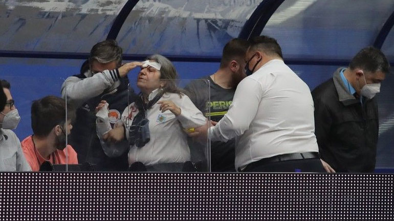 Περιστέρι-Άρης: Μέλος της γραμματείας τραυματίστηκε από την πτώση του πλέξιγκλας