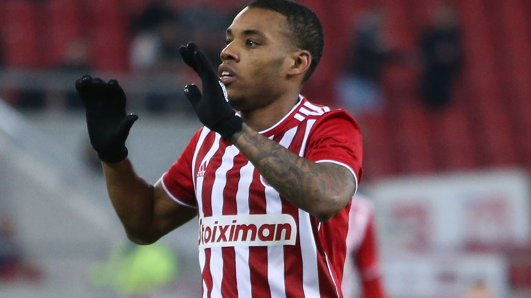 Με Ροντρίγκες και Μπουχαλάκη ο Ολυμπιακός στο ντέρμπι των «αιωνίων»