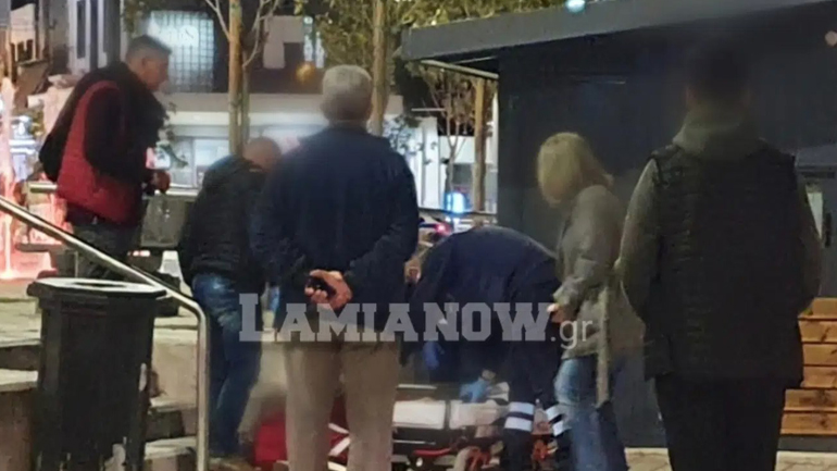 Λαμία: Γυναίκα έπεσε με το κεφάλι στο τσιμέντο σε κεντρική πλατεία