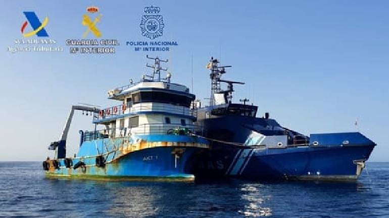 Ισπανία: Σχεδόν 3 τόνοι κοκαΐνης κατασχέθηκαν στα ανοικτά των Καναρίων