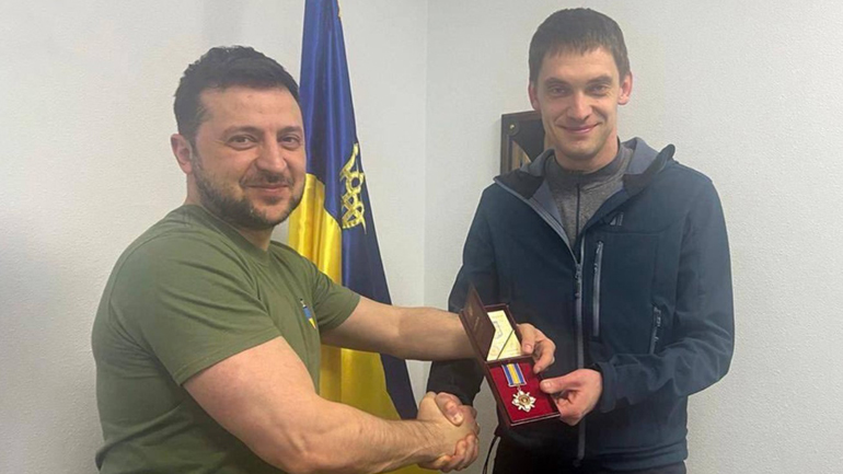 Μελιτόπολη: Ο δήμαρχος της πόλης περιγράφει ώρες «σκληρών» ανακρίσεων από Ρώσους που τον αιχμαλώτισαν