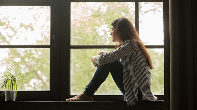 Μελέτη διερεύνησε αν συνδέεται η κατάθλιψη με τον κίνδυνο καρδιακών παθήσεων