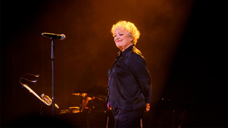 «Το Μαγικό Κουτί» με την Τάνια Τσανακλίδου στο Θέατρο Ακροπόλ