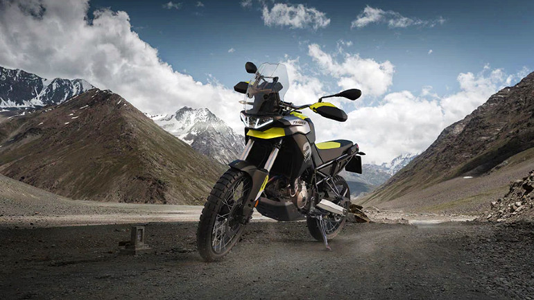 Ξεκίνησαν οι αγωνιστικές εκδόσεις για το Aprilia Tuareg 660