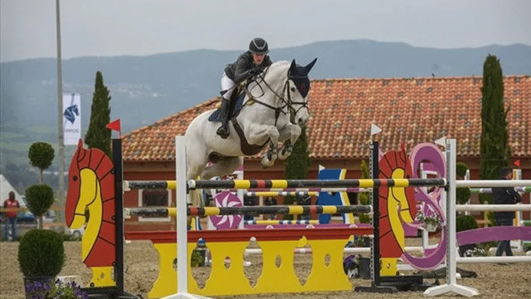 Ιππασία: Κυπελλούχος Ελλάδας η Μαρτίνη στην Υπερπήδηση Εμποδίων