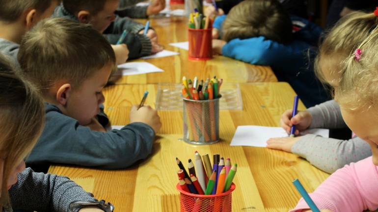 Συναγερμός για τη μυστηριώδη ηπατίτιδα σε παιδιά – Έκτακτη σύσκεψη στο υπουργείο Υγείας