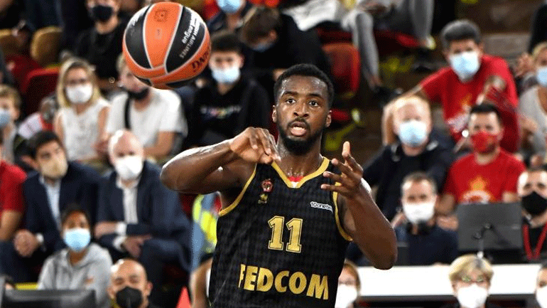 Ντιαλό: «Σκληρή ομάδα ο Ολυμπιακός»