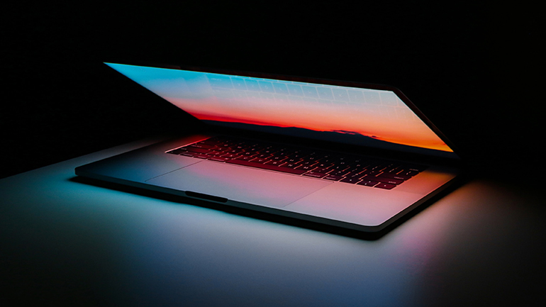 Eντοπίστηκαν ευπάθειες σε laptop που εκθέτουν τους χρήστες σε malware στο UEFI