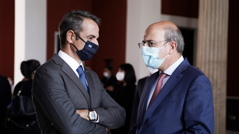 Στα 713 ευρώ το μήνα μικτά ο κατώτατος μισθός