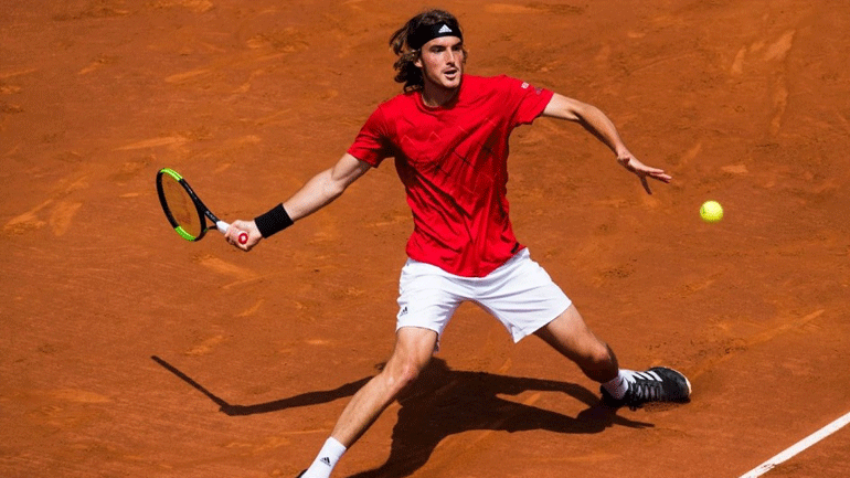 Όπεν Βαρκελώνης: Διακόπηκε και θα συνεχιστεί την Μ.Πέμπτη ο αγώνας του Τσιτσιπά