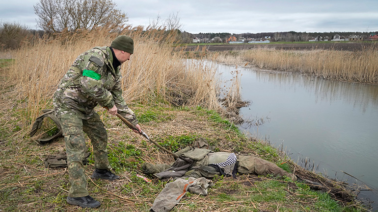 Ουκρανοί στρατιώτες παραδόθηκαν – 140 άμαχοι απομακρύνθηκαν, σύμφωνα με φιλορώσους αυτονομιστές