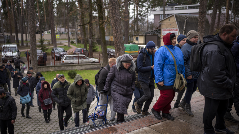 Το Κίεβο κατηγορεί τον Ερυθρό Σταυρό πως είναι «συνένοχος» της Ρωσίας