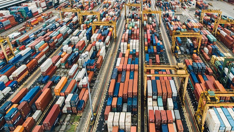 Γερμανία: Κατά 57,5% μειώθηκαν οι εξαγωγές προς τη Ρωσία τον Μάρτιο