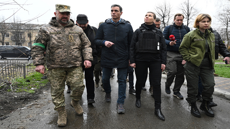 Η Ισπανία στέλνει 200 τόνους στρατιωτικού υλικού στην Ουκρανία και η Δανία επιπλέον στρατιωτική βοήθεια 90 εκ. $