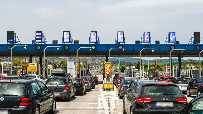 Απίστευτο μποτιλιάρισμα στις Εθνικές Οδούς