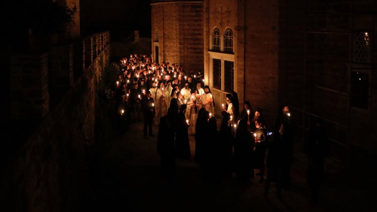 ΕΡΤ2: Ζωντανά οι Ιερές Ακολουθίες μέχρι και την Κυριακή του Πάσχα