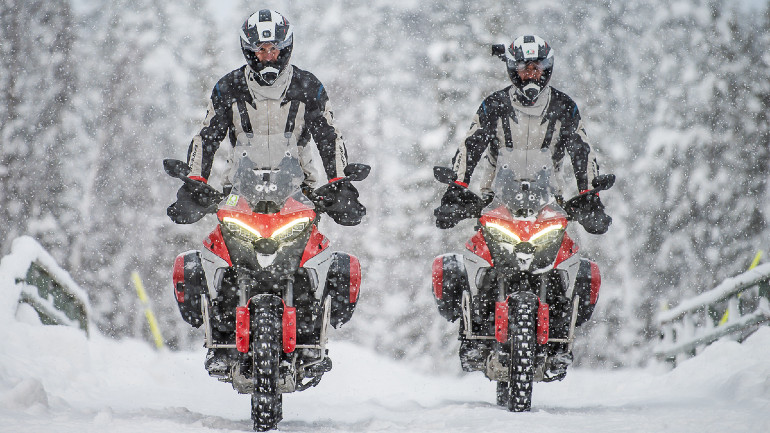 Η Ducati ταξιδεύει στην Ισλανδία